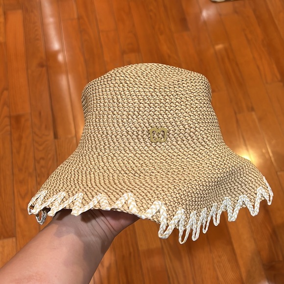 NWOT Eric Javits bucket hat - Picture 2 of 5